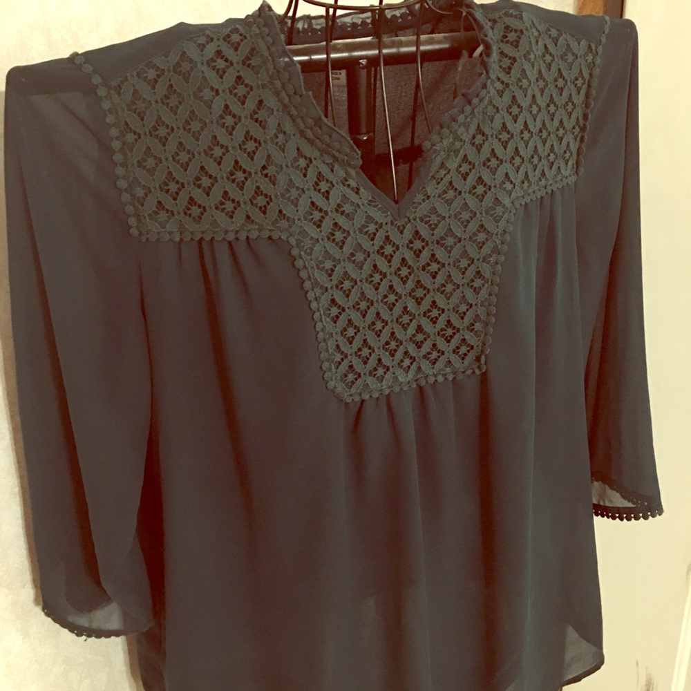 Chiffon blouse. Hunter green
